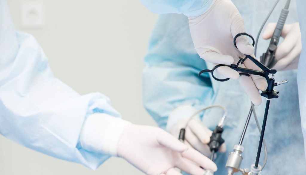 جراحة مناظير بالغين