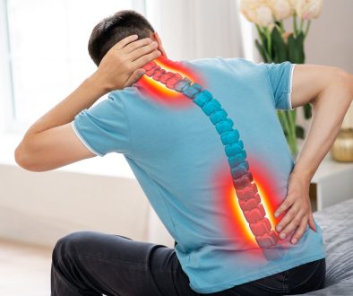 علاج آلام الظهر والعمود الفقري والرقبة