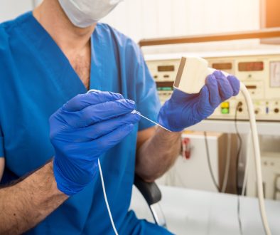 العلاج-بالتردد-الحراري-وحقن-جذور-الأعصاب